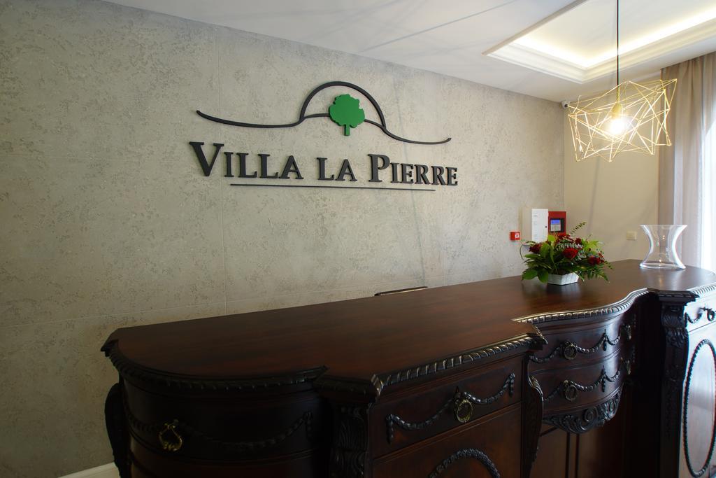 Villa La Pierre Strzegom Eksteriør bilde